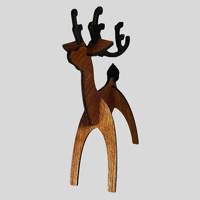 Objet décoratif artisanale - Cerf en bois
