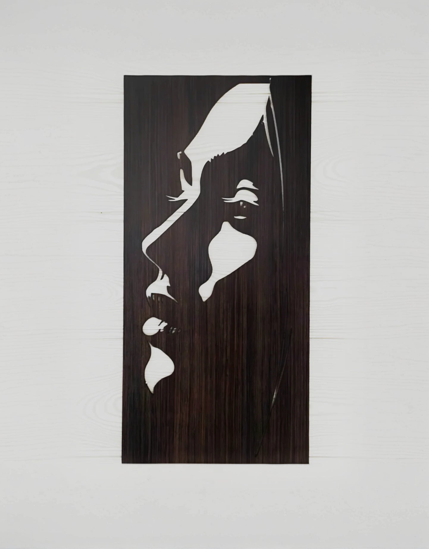 Décoration murale artisanale – Portrait moderne en bois