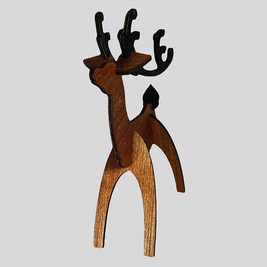 Objet décoratif artisanale - Cerf en bois