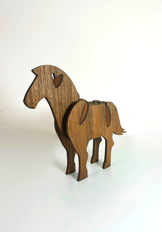 Objet décoratif artisanal - Cheval en bois